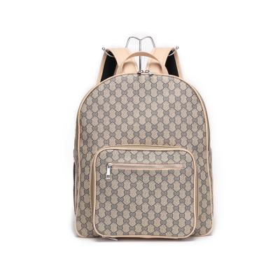 China Viable Custom Wholesale Pet Supplies Pet Carrier Travel Bag Backpack For Cats And Dogs Outdoors for sale