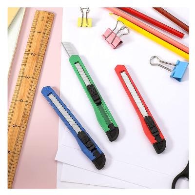 China 12pcs/set 12pcs/set ZMN 636 Cheap Wholesale 9mm Slide Blade Office Cutter Knife Open Sliding Plastic Pocket Knife for sale