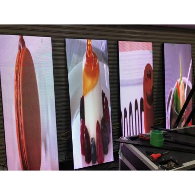 China LED Poster Excellent Quality Low Price High Refresh Rate 3840Hz , Indoor P2.5 LED Poster for sale