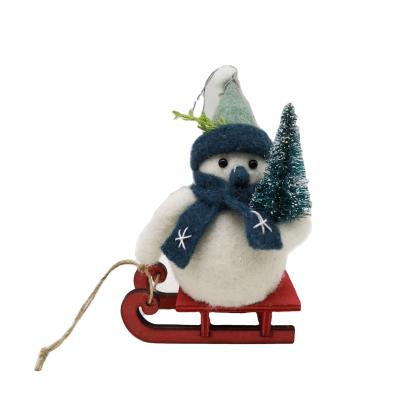 China Christmas Snowman Christmas Pendants Ornament Moss Felt With New Sleigh Wooden Doll Christmas Decoration Snowman for sale