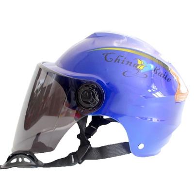 China Custom Safety Protective Helmet Helmets For Motorcycle Women Helmet for sale