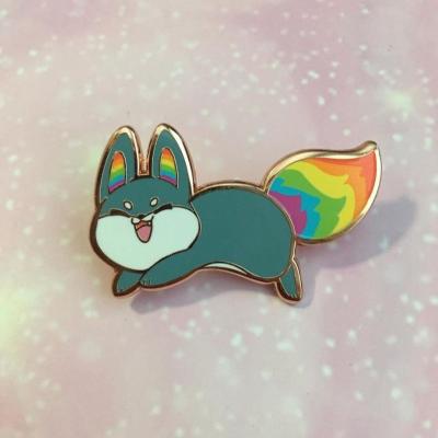 China Worldwide Factory Custom High Quality Metal Hard Lapel Pins Cute Fox Screen Printed Hard Enamel Pin for sale