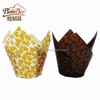 China Wholesale Leaf Print Tulip Paper Baking Cups Waterproof Paper Cupcake Wrapping Paper Liners for sale