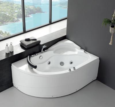 China Woma Freestanding Bathtub Manufacturer Foshan Factory Jetted Massage Bathtub Uganda 1.5*1m for sale