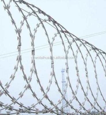 China Buliding protector; Grass Border Factory Low Price BTO22 Concertina Razor Barbed Wire for sale