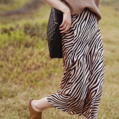 China Fashionable100% Real Pattern Anti-static Silk Luxury Casual Office Zebra Satin Skirt High Quality Women's Skirts for sale