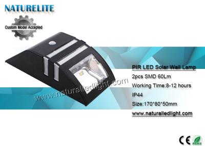 China Luces llevadas solares de PIR, luces de inundación llevadas solares SMD 60lm 4,5 horas completamente de luz del sol en venta