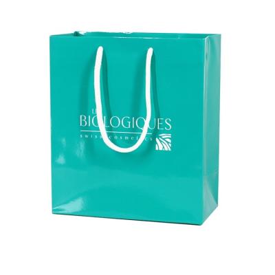 China Recyclable Custom Luxury Gift Shopping Garment Paper Bag With Logo Print for sale