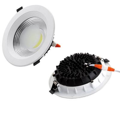 China Modern high quality 12w cob led downlight two year warranty spotlight housing popoular ceiling lamp for sale