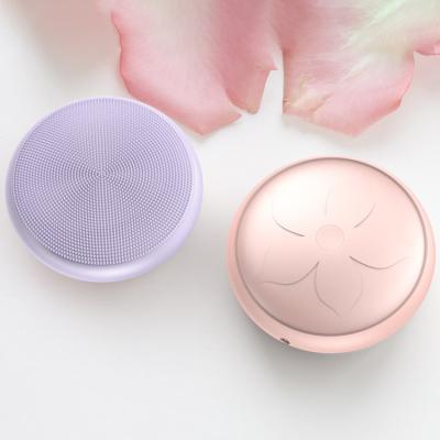 China Wholesale Universal Portable High Quality Radio Silicone Face Brush Silicone DEEP CLEANSING Waterproof Filling Brush Cleansing Facial Brush for sale