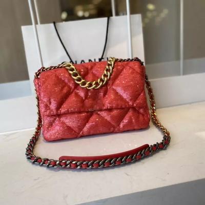 China High Quality Fashion Famous Brand New Square Bag Chains Shoulder Bag Small Square Handbags for sale