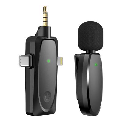 China New 2021 Clear Sound Lavalier Wireless Mic For iPhone Live Broadcast Microfonoe Portable Wireless Microphone Audio Video Recording for sale