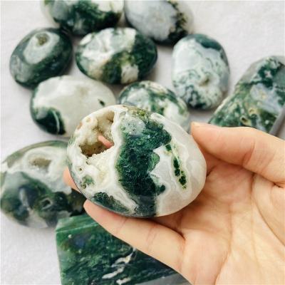 China Wholesale High Quality Natural Stone Moss Agate Palm Stone Crystal From China Green Druzy For Healing for sale