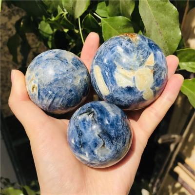 China China Wholesale Natural Kyanite Crystal Balls Stone Healing Blue Spheres For Decoration for sale