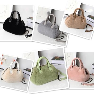 China 2021 new winter fashion luxury cross mink fur fashion Korean portable handbag imitation plush - body bag for sale