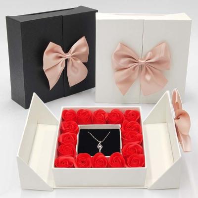 China Ornament Packaging Box Wholesale 16 Rose Double-door Valentine's Day Gift Box Jewelry Necklace Box for sale