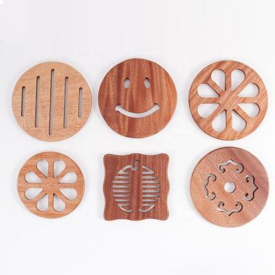 China Premium Viable Modern Design Round Irregular Shaped Cute Bamboo Wooden Coaster For Sale for sale