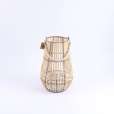 China Classic Indoor Home Decoration Wicker Rattan Lanterns Hanging Candle Lantern With Handle Custom Design Bamboo for sale