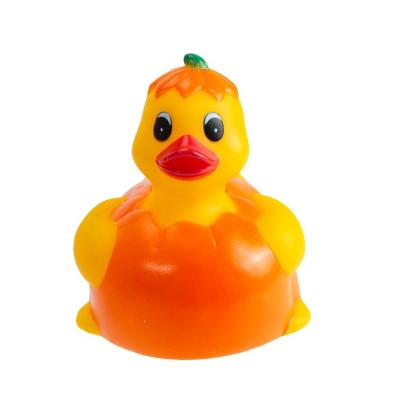 China Vinyl Toy Cusotomerzied FestivalRubber Duck Weighted Floating Rubber Bath Toy Pumpkin Duck Bath Toy High Quality Novelty Style Halloween for sale