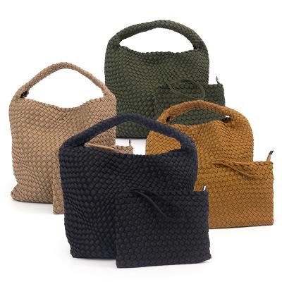 China Portable HONOR ME Handmade Woven Bag Women Tote Beach Weave Bag Neoprene Knitted Bag for sale