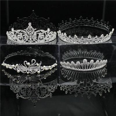 China Wedding Accessories European And American Style Wedding Hair Accessories Rhinestone Crystal Bling Bride Tiaras Wedding Bridal Crown for sale