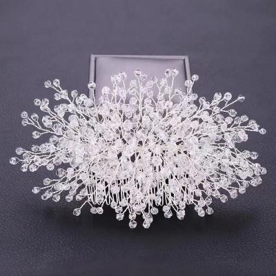 China Wedding accessories wholesale European and American handmade jewelry wedding accessories pearl style bridal hair comb for sale