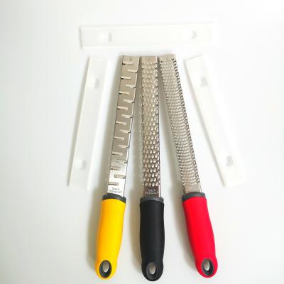 China Long Viable Cheese Grater Fruit Grater Kitchenware Stainless Steel Cheese Grater for sale