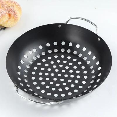 China Easily Cleaned Customize 10 Inch Perforated Round Stainless Steel BBQ Grill Wire BBQ Grill Tray for sale