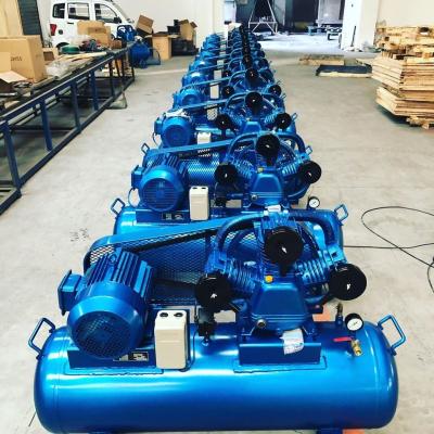 China Lubricated 2.2kw Piston Air Compressor With 250 Liter Air Tank For Paint for sale