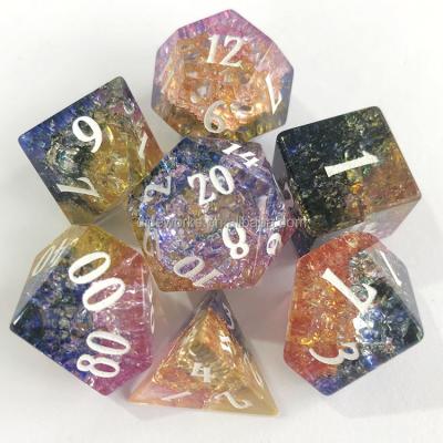 China DND Games RPG Gaming Dungeons and Dragons Gemstone Polyhedral Natural Dnd Dice Set for sale