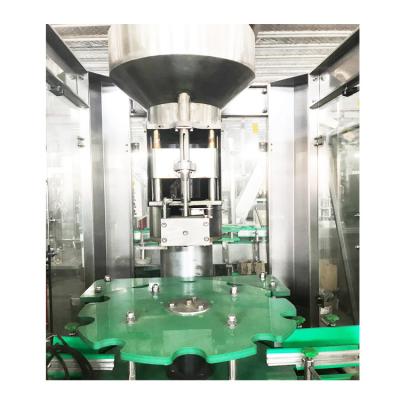 China Automatic Beverage Wine Bottle Capping Machine For Wine Bottling Line for sale