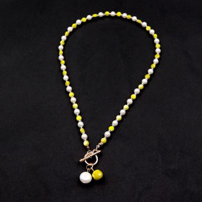 China Europe and America Shell Pearl Necklace for Women Yellow Purple Glass Beads High Quality Jewelry Natural Stone Pendant Necklace for sale