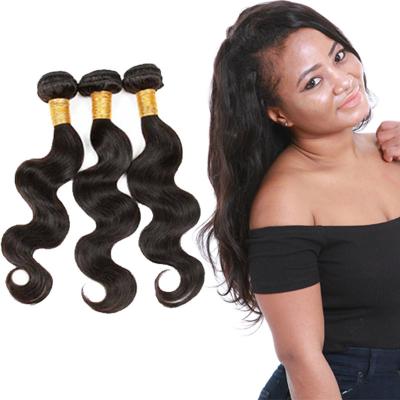 China Pelo real de la armadura de la onda del cuerpo del color natural, onda peruana del cuerpo del pelo de Remy de la Virgen en venta