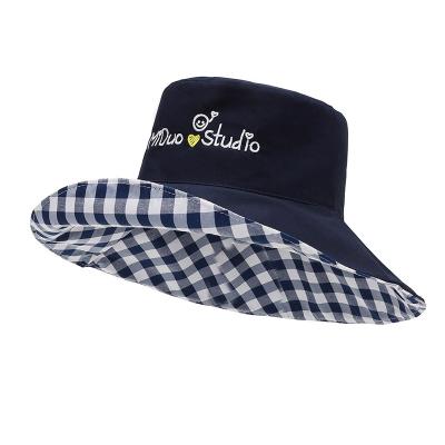 China AA026 Image Sunscreen Reversible Fishing Hat Summer Women Plaid Fisherman Hat Outdoor Letter Embroidery Double Sided Bucket Hats for sale