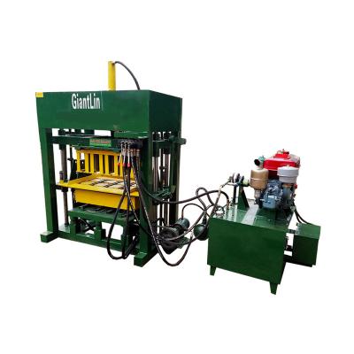 China Semi Automatic Factory QT4-30 Maxi Brick Machine Hydraulic Diesel For Ghana, Haiti, Congo, Niger for sale