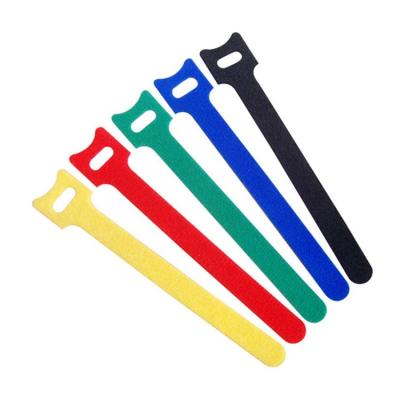 China Other hot sale 2021 newest design good quality cable tie pieces 13 mm 30mm self adhesive white hook and loop tape custom for sale