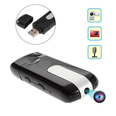 China Mini U8 USB Hidden DVR Disc Camera 720x480 Motion Detection HD Audio One Way Hidden Video Recorder for sale