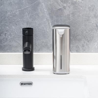 China Touch-Free Rechargeable Sensor Liquid Soap Pump Dispenser , Polished Stainless Steel for sale