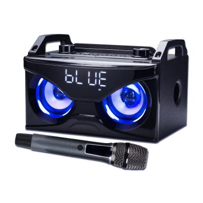 China Long Standby Karaoke Singer Speaker Plastic Blue Tooth Wireless Speaker With LED Lights for sale