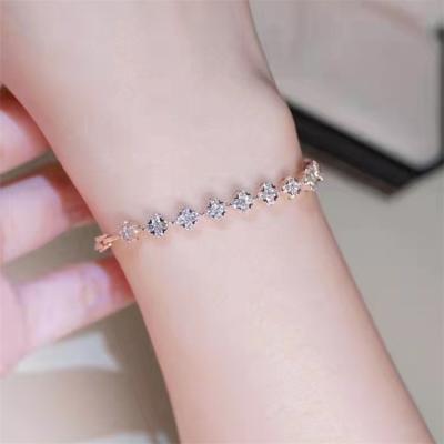 China CLASSIC hot sale classic design bracelet solid 18k gold diamond bangle real pure jewelry for sale