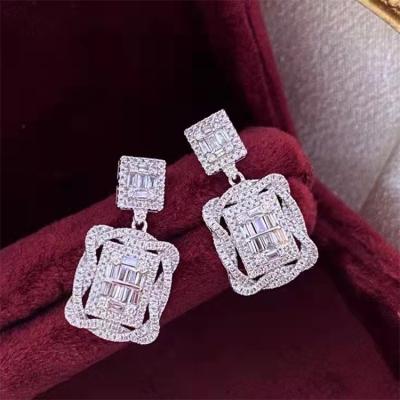 China 2022 New Design Real Diamond Earring Diamond Earrings 18K White Gold Real Gold Solid Jewelry for sale