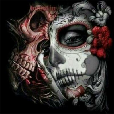 China Environmental Friendly Christmas DIY Gifts Full Round Drill and Square Diamond Painting Clown Skull Lovers Wall Picture Decor Home Embroidery for sale