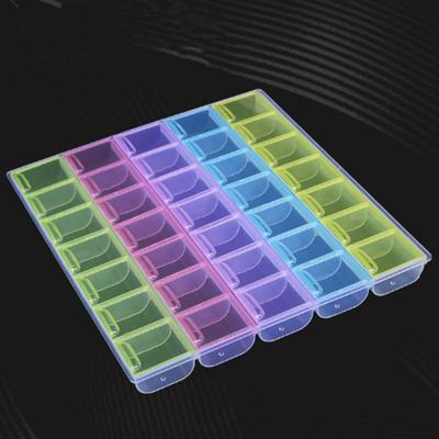 China 14/21/28/35 Grids Environmental Friendly Fit Storage Box Plastic Nail Tools Box Diamond Painting Tool Jewelry Diamond Bottle Small Square Boxes for sale