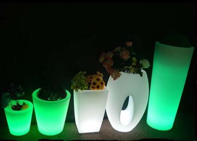 China Beautiful Designed LED Flower Pots Water Resistant 45*45*78cm Dimension for sale