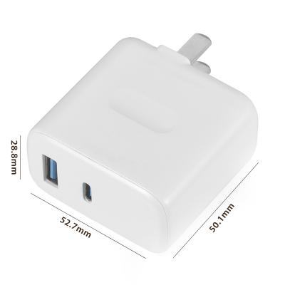 China 2021 Newest Design USA Plug Foldable Plug In Mini 65W USB Fast Charging Type C PD Wall Fast Charger For Mobile Phone Laptop for sale