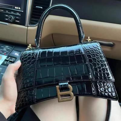 China High Quality Genuine Leather Hourglass Handbag Crocodile Pattern Handbag With Gift Box Shoulder Handbags for sale