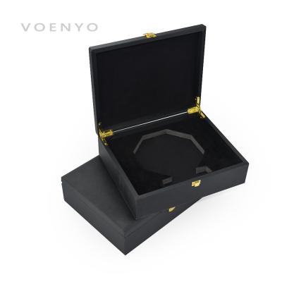 China Durable Beautifully Engraved Black Leather Medal Display Gift Keepsake Box Vegan PU Leather Packaging Box With Lock for sale