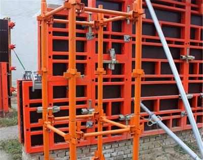 China Steel Framed Plywood Concrete Formwork Systems High Protected Painted Surface for sale