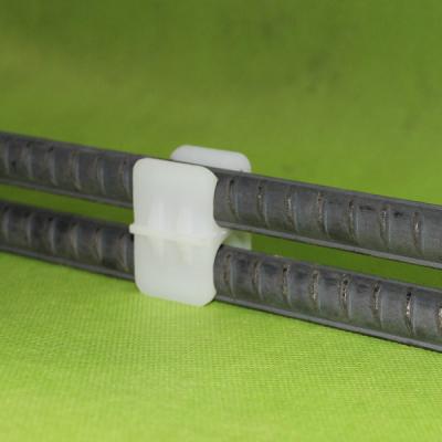 China Light Weight Plastic Rebar Supports White Concrete Plastic Rebar Holders for sale