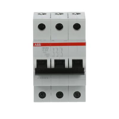 Chine MCB SH203-C32 Miniature Circuit Breaker 3P C 32A Rated Voltage 220 à vendre